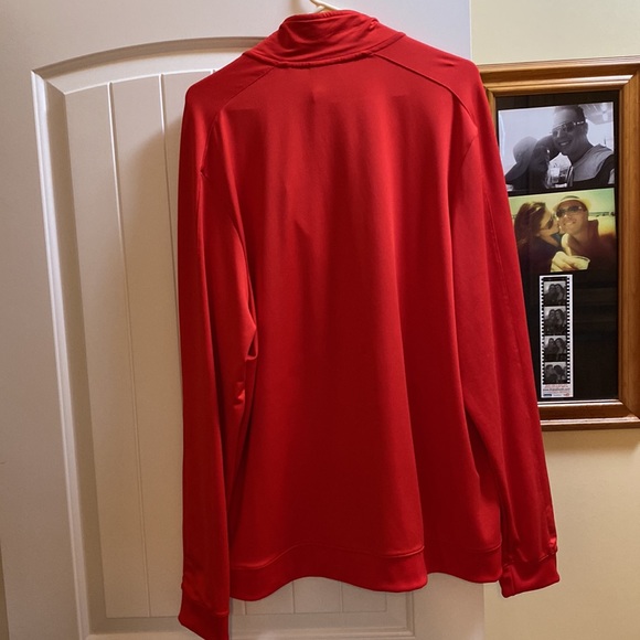 Never worn not my style, wife purchased as a gift - Picture 3 of 4